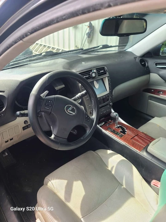 2007 Lexus IS 2nd Gen - Image 7 of 12
