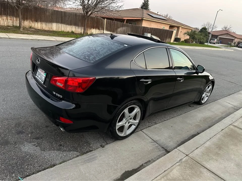 2007 Lexus IS 2nd Gen - Image 4 of 8