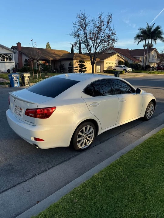 2007 Lexus IS 2nd Gen - Image 6 of 12