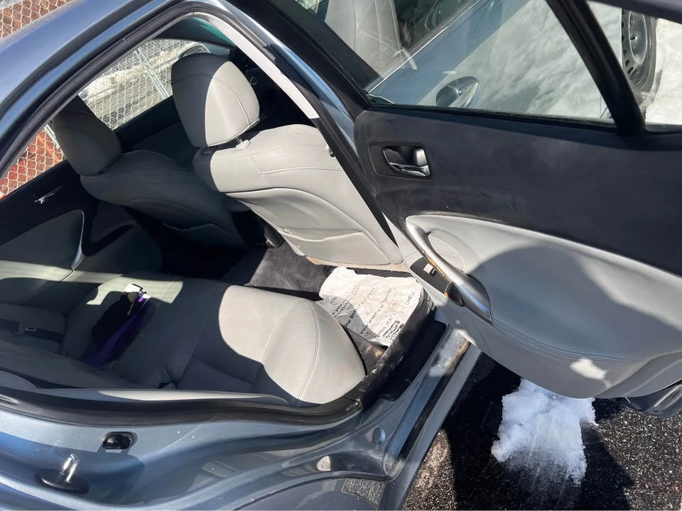 2007 Lexus IS 2nd Gen - Image 4 of 9