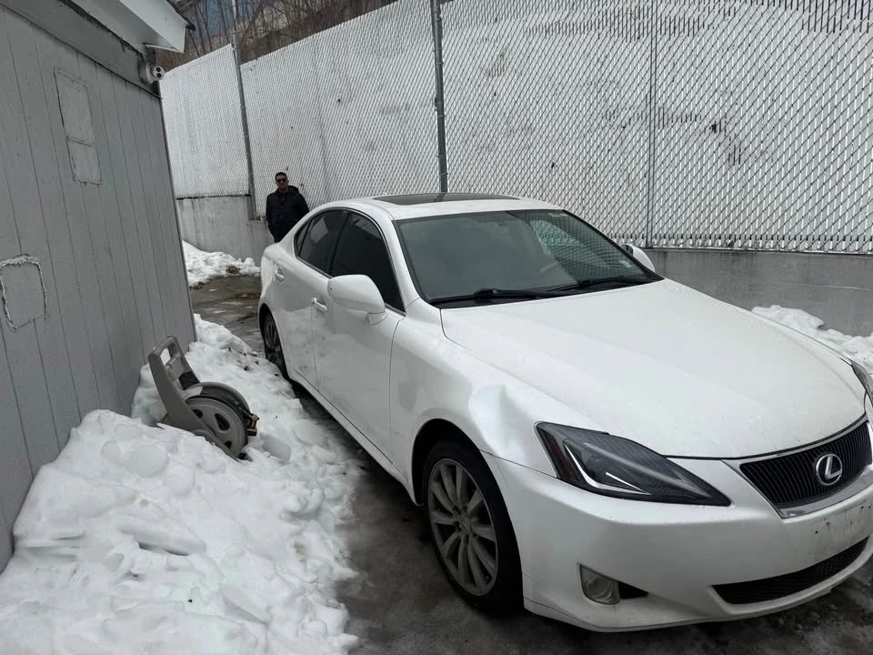 2007 Lexus IS 2nd Gen - Image 4 of 6