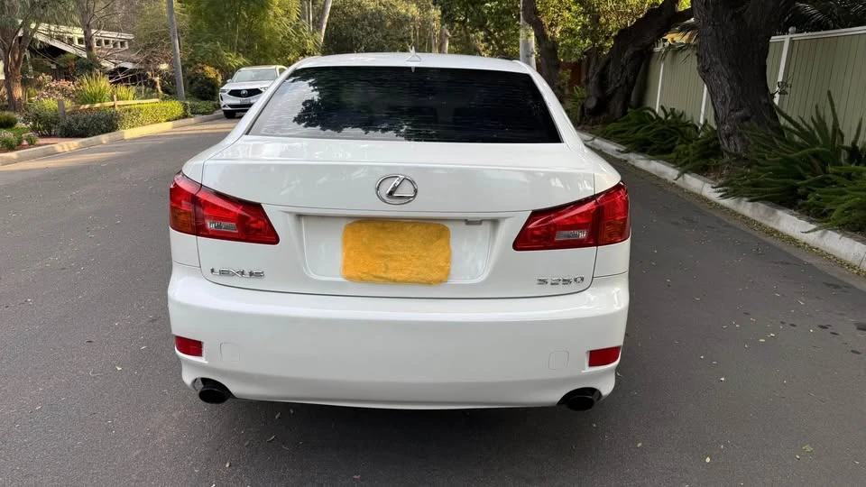 2007 Lexus IS 2nd Gen - Image 5 of 9