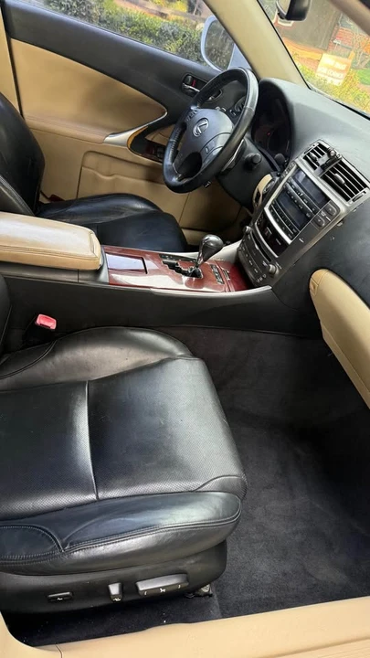 2007 Lexus IS 2nd Gen - Image 8 of 9
