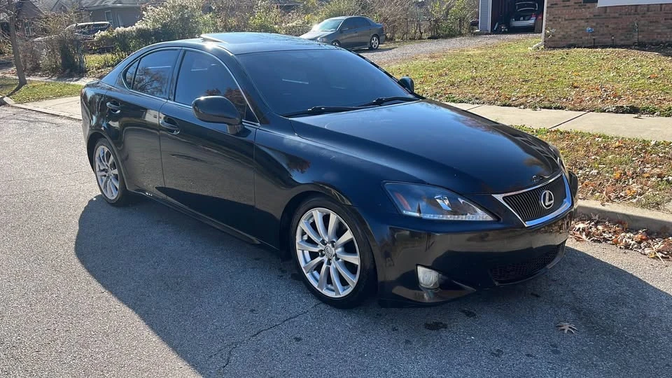 2007 Lexus IS 2nd Gen - Image 2 of 4