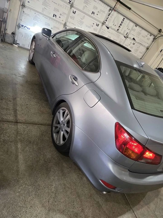 2007 Lexus IS 2nd Gen - Image 4 of 8