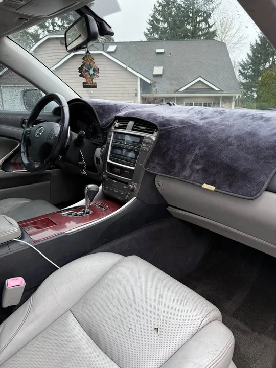 2007 Lexus IS 2nd Gen - Image 11 of 13
