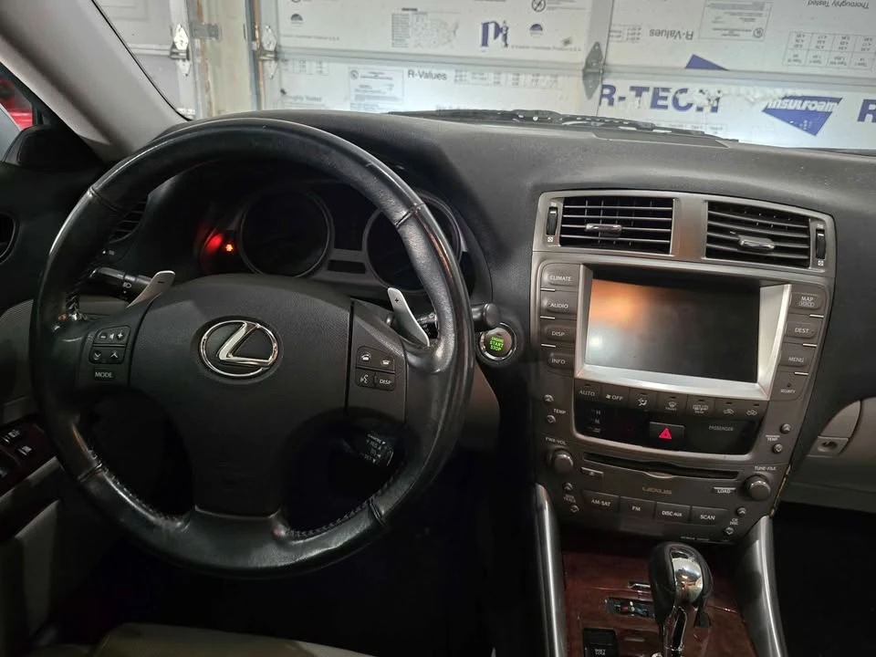 2007 Lexus IS 2nd Gen - Image 6 of 8