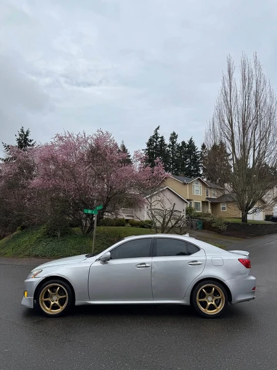 2007 Lexus IS 2nd Gen - Image 2 of 13
