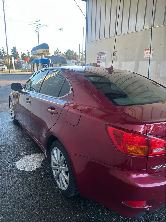 2007 Lexus IS 2nd Gen - Image 4 of 10
