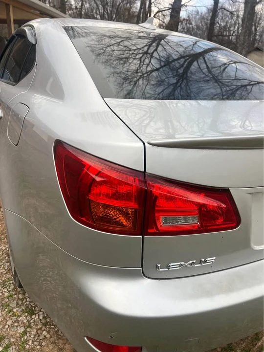 2007 Lexus IS 2nd Gen - Image 4 of 10