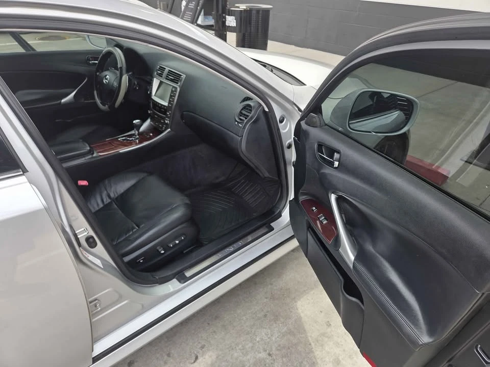 2007 Lexus IS 2nd Gen - Image 12 of 14