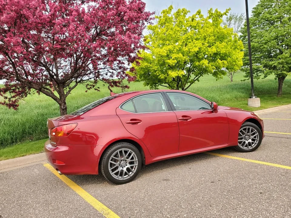 2007 Lexus IS 2nd Gen - Image 4 of 4