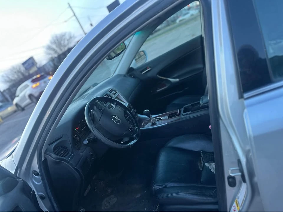 2007 Lexus IS 2nd Gen - Image 13 of 17