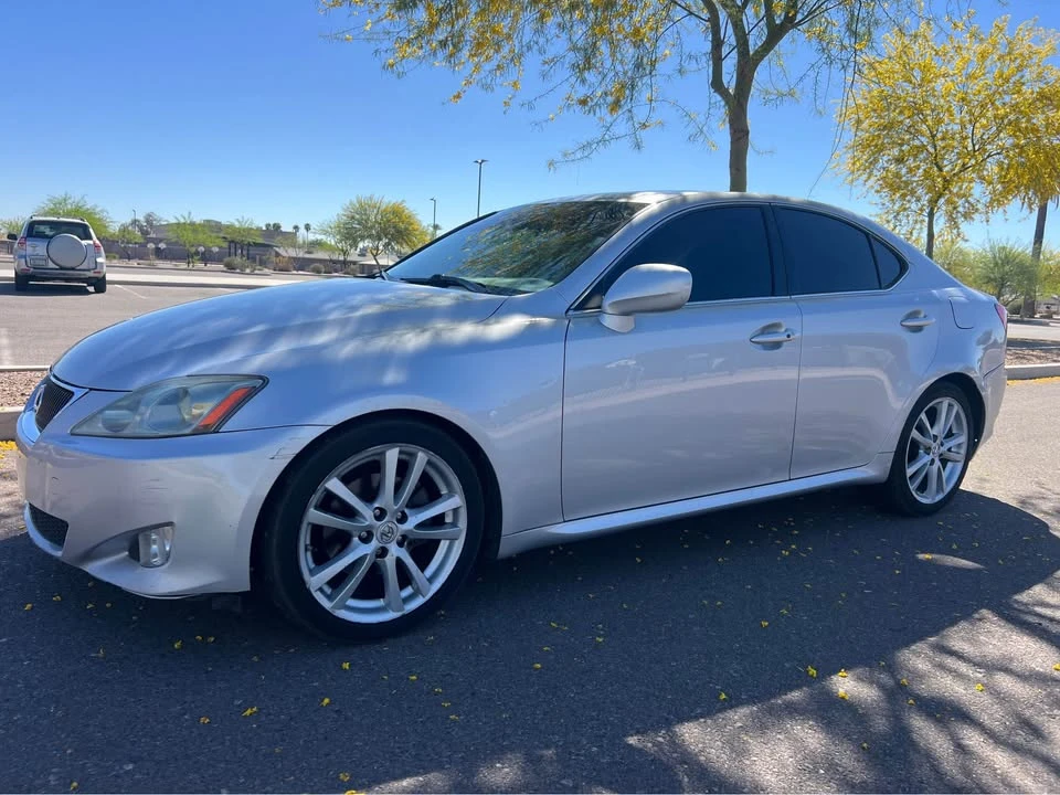 2007 Lexus IS 2nd Gen - Image 2 of 9