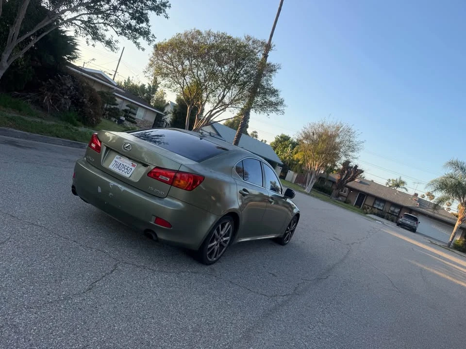 2007 Lexus IS 2nd Gen - Image 5 of 11
