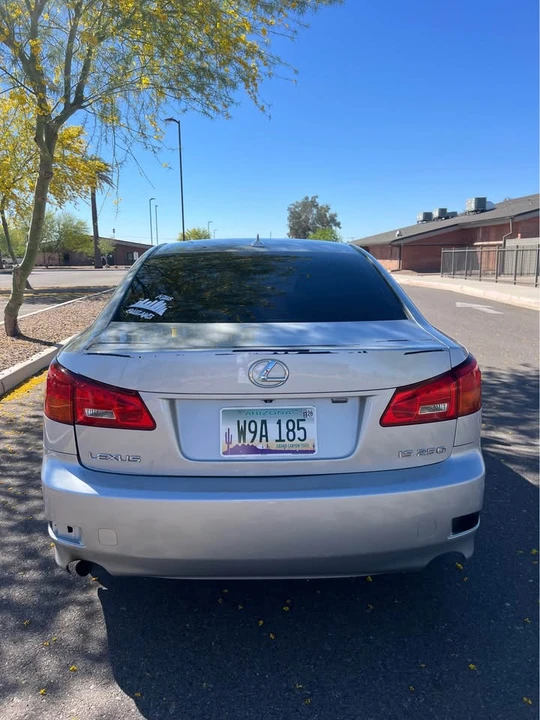 2007 Lexus IS 2nd Gen - Image 4 of 9