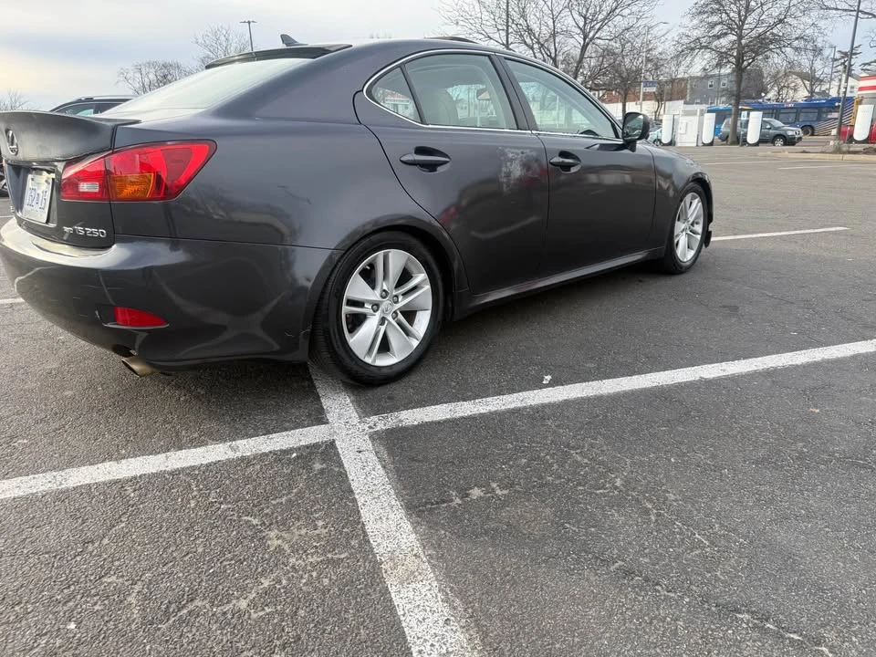 2007 Lexus IS 2nd Gen - Image 4 of 13