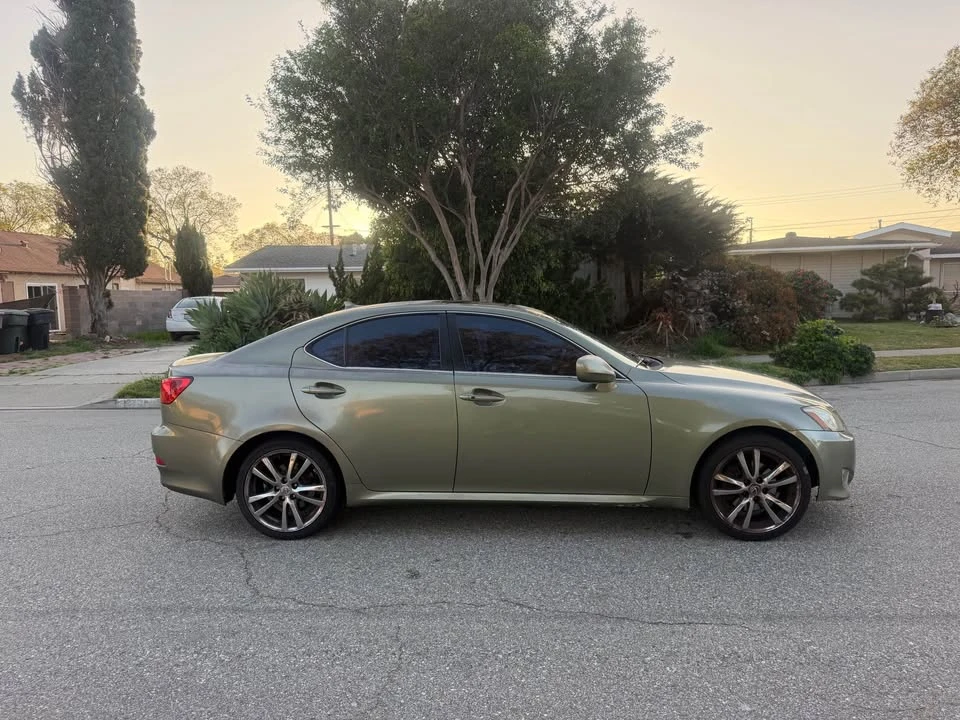 2007 Lexus IS 2nd Gen - Image 8 of 11
