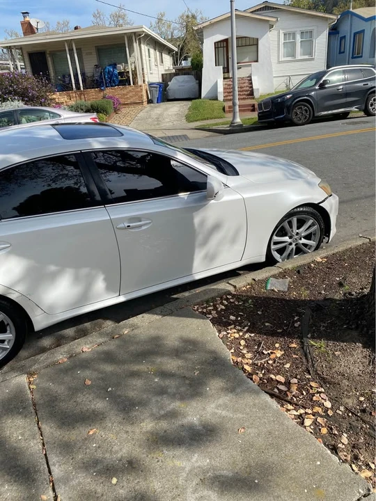 2007 Lexus IS 2nd Gen - Image 8 of 18