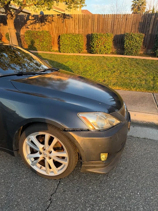 2007 Lexus IS 2nd Gen - Image 3 of 12