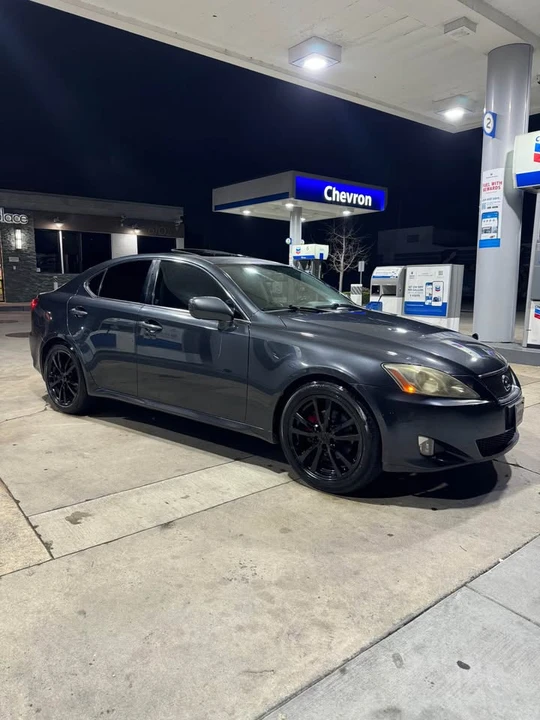 2007 Lexus IS 2nd Gen - Image 4 of 10