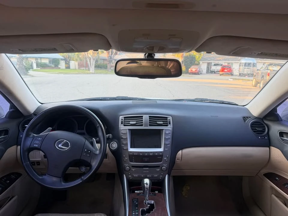 2007 Lexus IS 2nd Gen - Image 10 of 11
