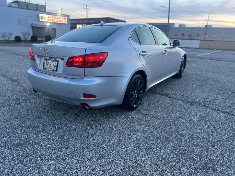 2007 Lexus IS 2nd Gen - Image 5 of 17