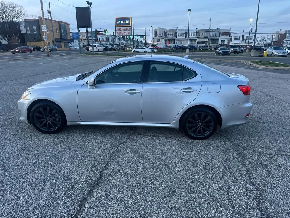 2007 Lexus IS 2nd Gen - Image 6 of 17