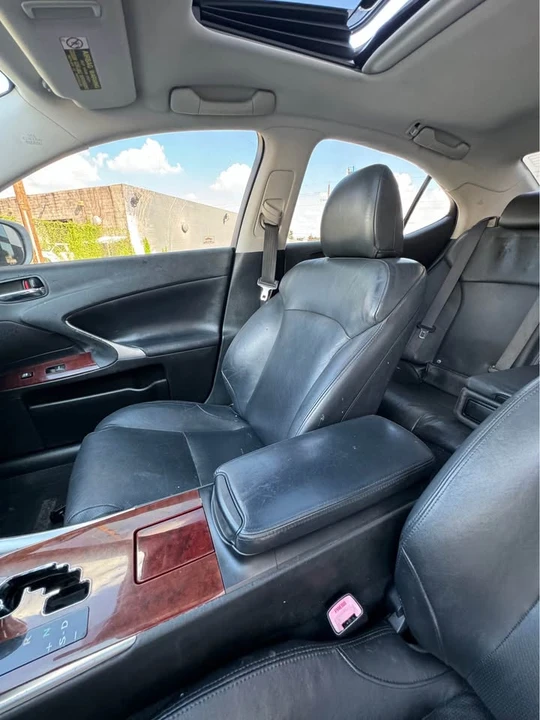 2007 Lexus IS 2nd Gen - Image 6 of 10