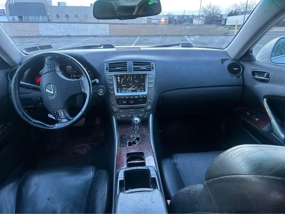 2007 Lexus IS 2nd Gen - Image 15 of 17