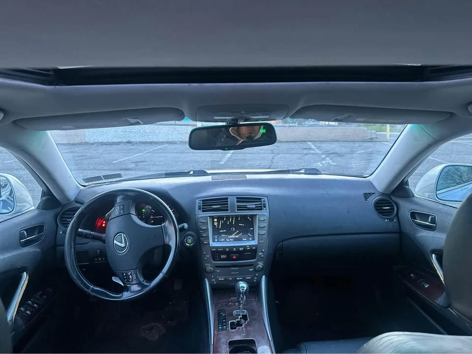 2007 Lexus IS 2nd Gen - Image 12 of 17