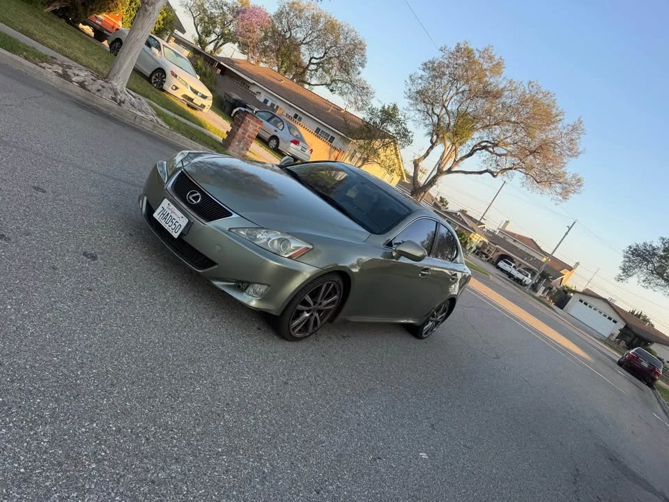 2007 Lexus IS 2nd Gen - Image 3 of 11