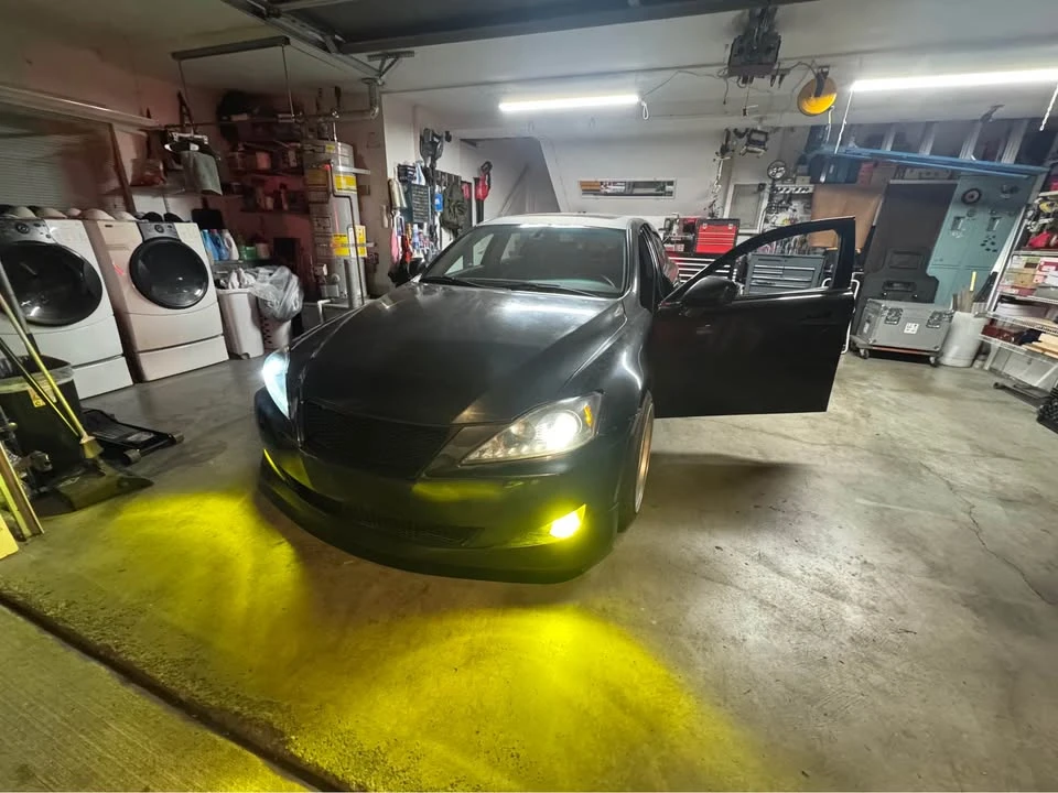 2007 Lexus IS 2nd Gen - Image 5 of 9