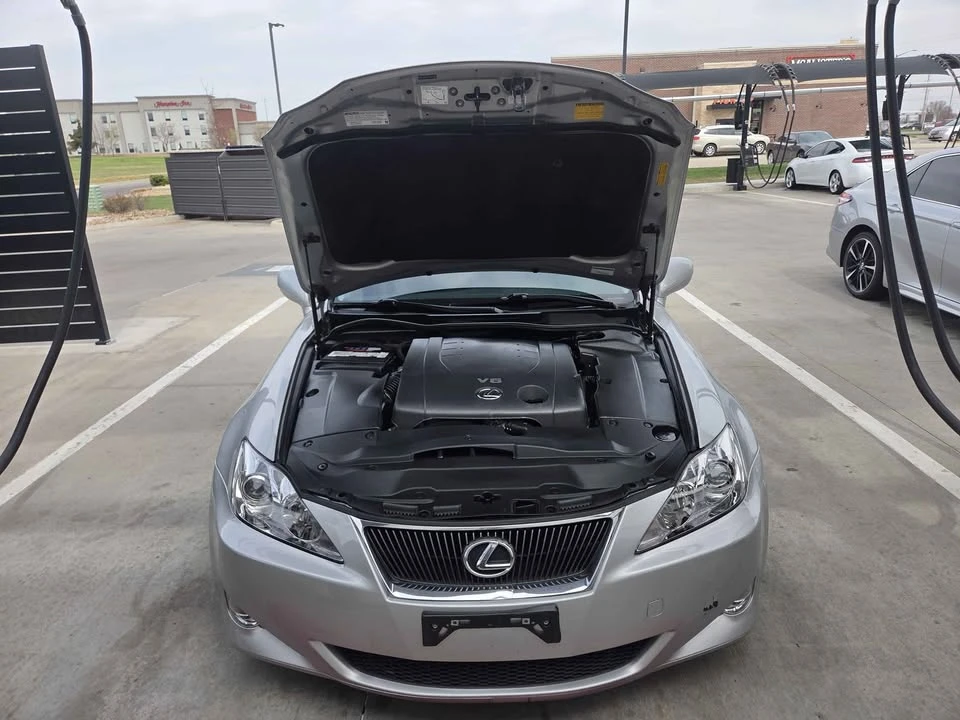 2007 Lexus IS 2nd Gen - Image 2 of 14
