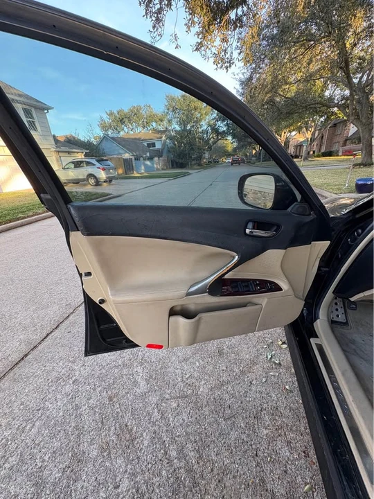 2007 Lexus IS 2nd Gen - Image 13 of 14