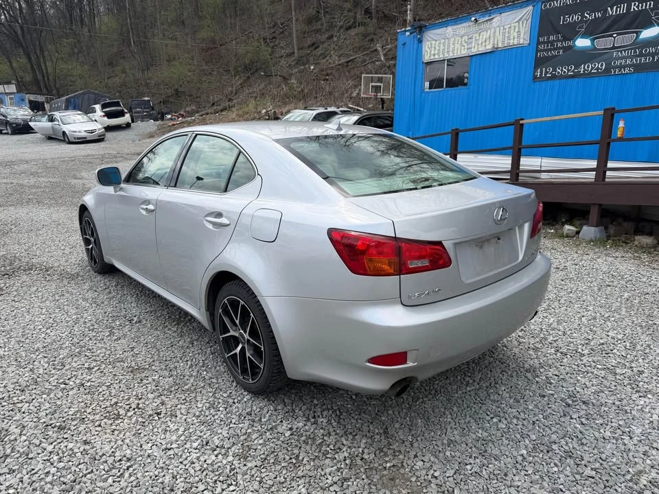 2007 Lexus IS 2nd Gen - Image 8 of 17