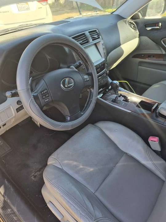 2007 Lexus IS 2nd Gen - Image 3 of 6