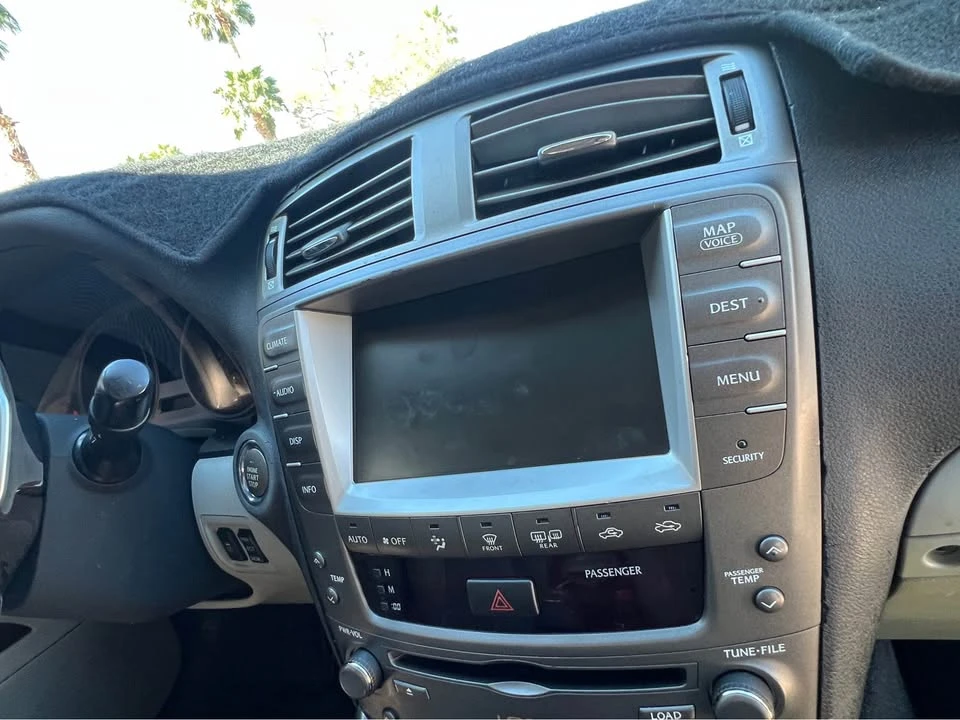2007 Lexus IS 2nd Gen - Image 7 of 13