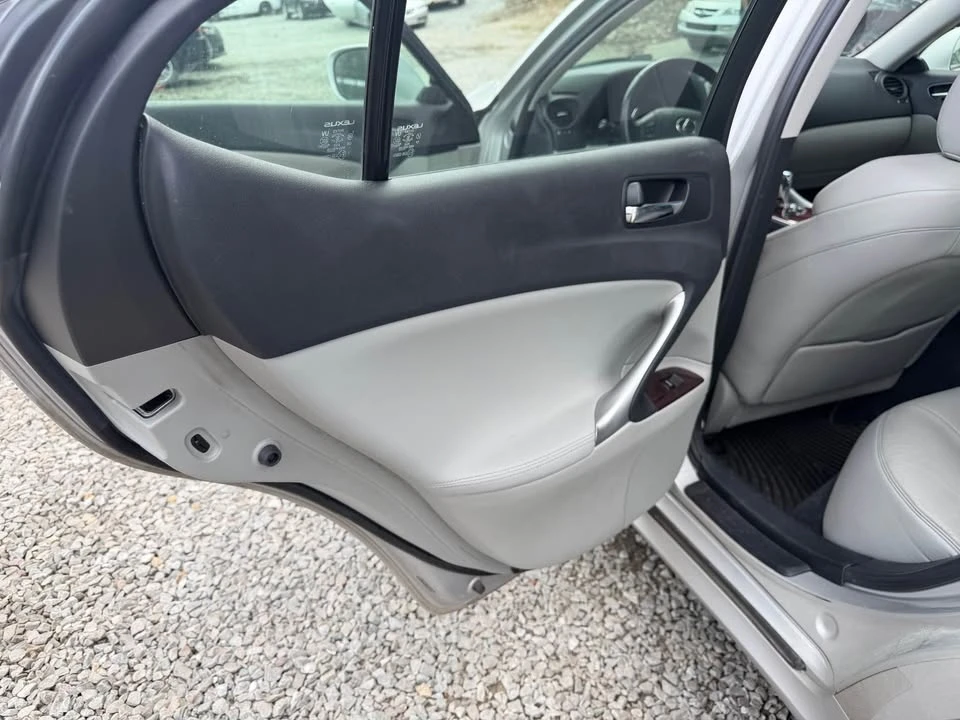 2007 Lexus IS 2nd Gen - Image 12 of 17