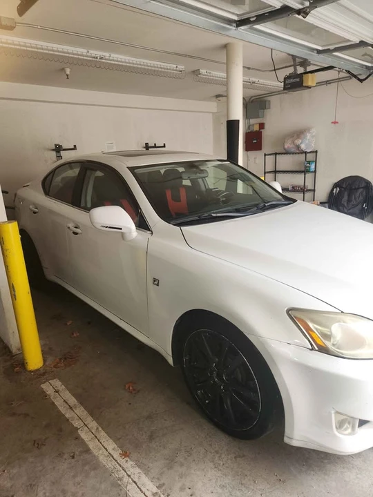 2007 Lexus IS 2nd Gen - Image 4 of 5