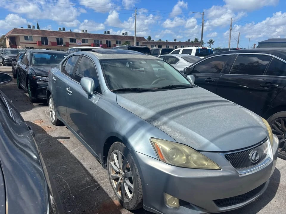 2007 Lexus IS 2nd Gen - Image 2 of 11