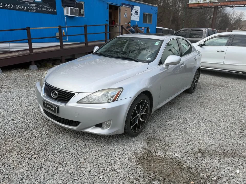 2007 Lexus IS 2nd Gen - Image 3 of 17