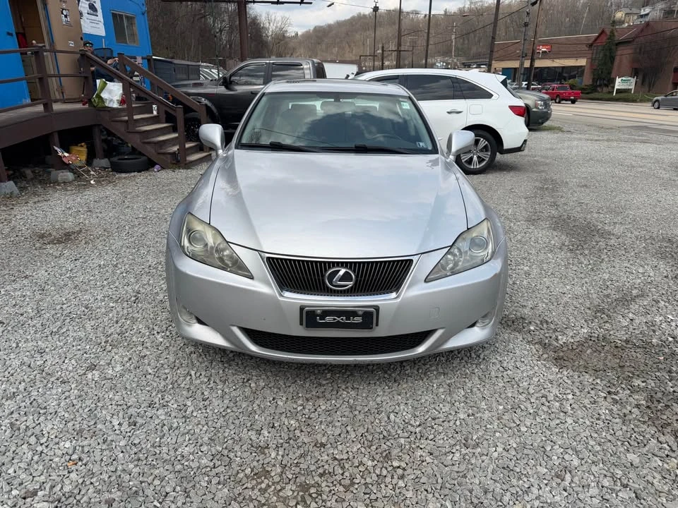 2007 Lexus IS 2nd Gen - Image 4 of 17