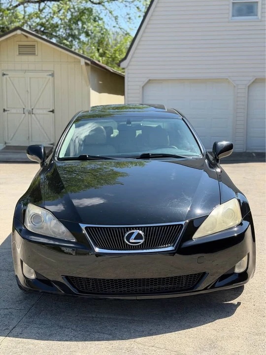 2007 Lexus IS 2nd Gen - Image 4 of 17