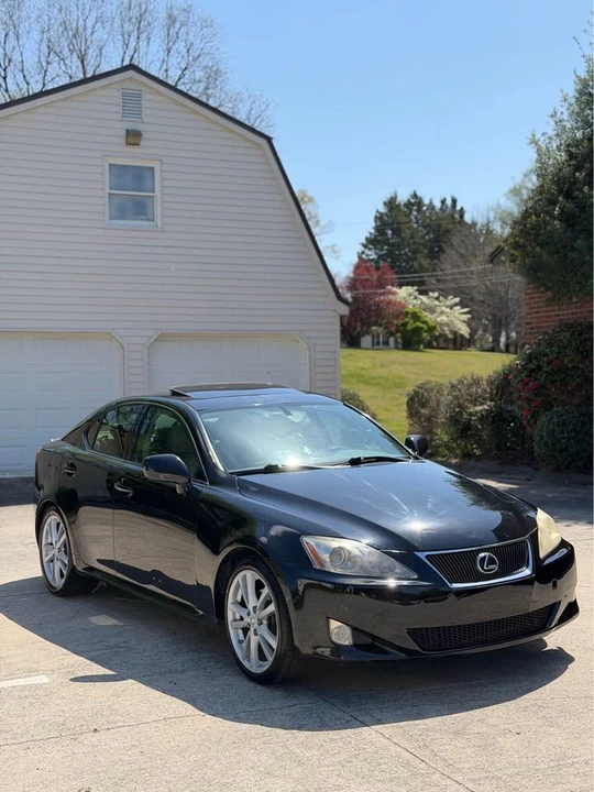 2007 Lexus IS 2nd Gen - Image 5 of 17