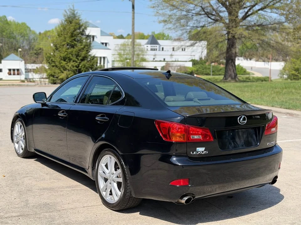 2007 Lexus IS 2nd Gen - Image 10 of 17