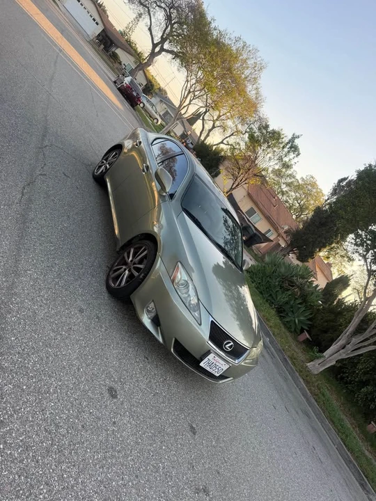 2007 Lexus IS 2nd Gen - Image 2 of 11