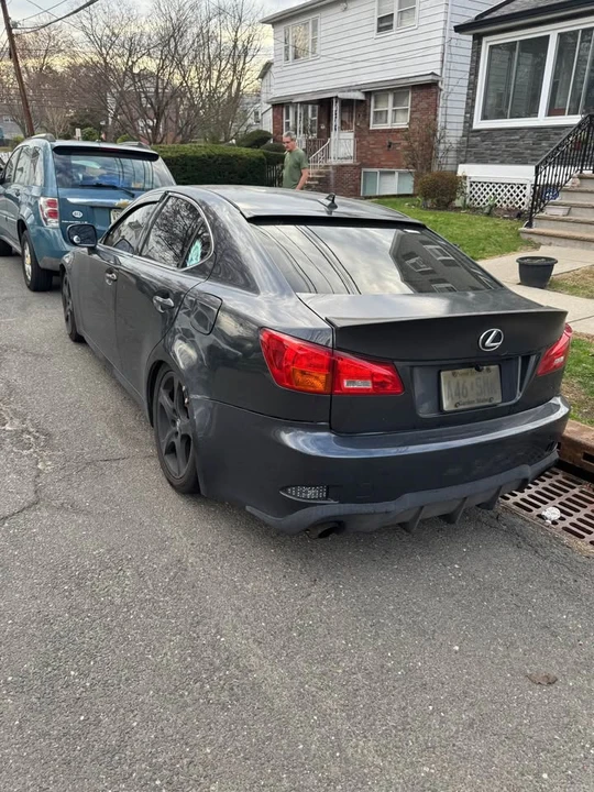 2007 Lexus IS 2nd Gen - Image 2 of 4