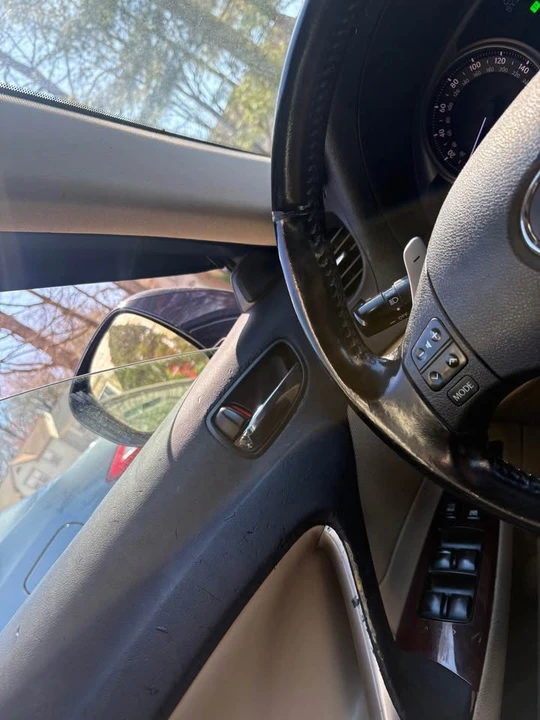 2007 Lexus IS 2nd Gen - Image 11 of 13