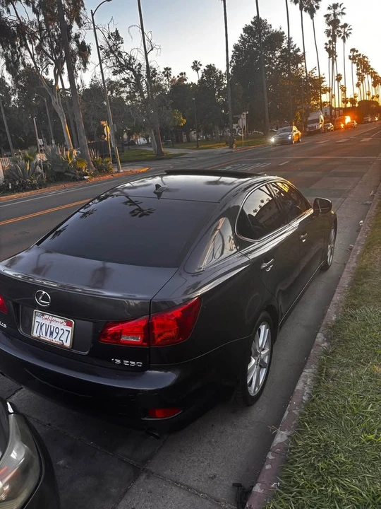 2007 Lexus IS 2nd Gen - Image 8 of 12